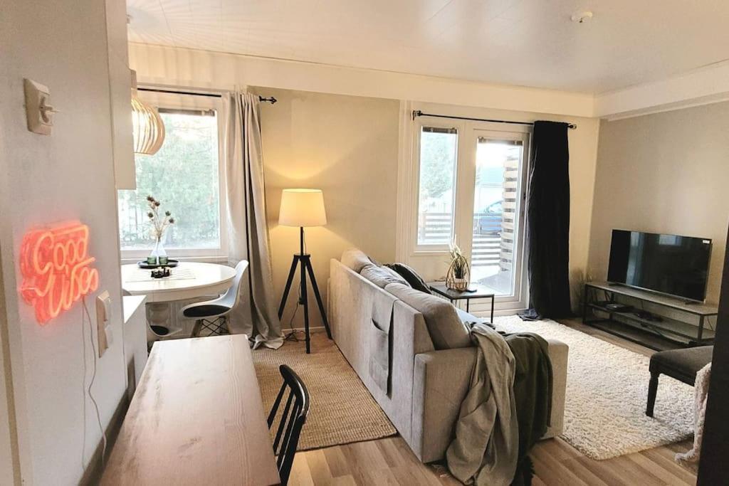Modern Apartment With Free Parking & Sauna Ylojarvi Exteriör bild